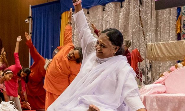 Amma’s Message for IDY 2019: Yoga Promotes Love and Solidarity in the World