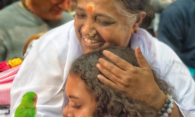 Amma’s Darshan: An Experience of a Lifetime