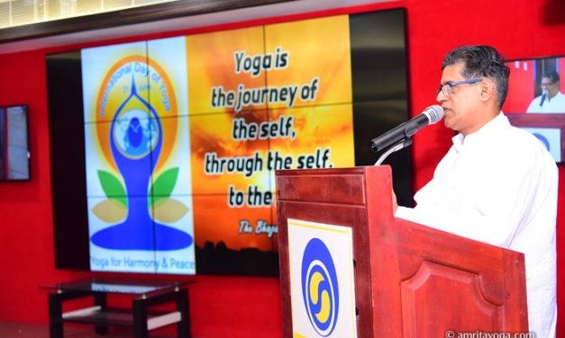 International Day of Yoga 2016 – Mata Amritanandamayi Math Partnering with Indian Ministry