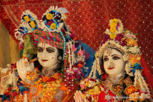 Krishna and Radha 02, photo by ISKCON of Central New Jersey watermarked