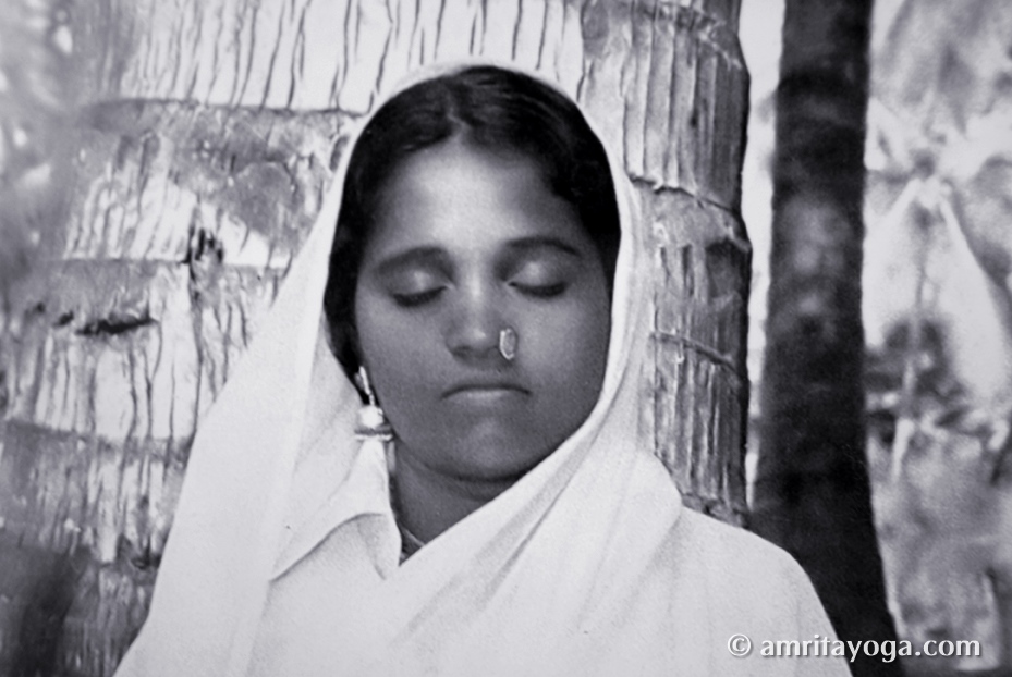 Yoga is Feeling Oneness With God